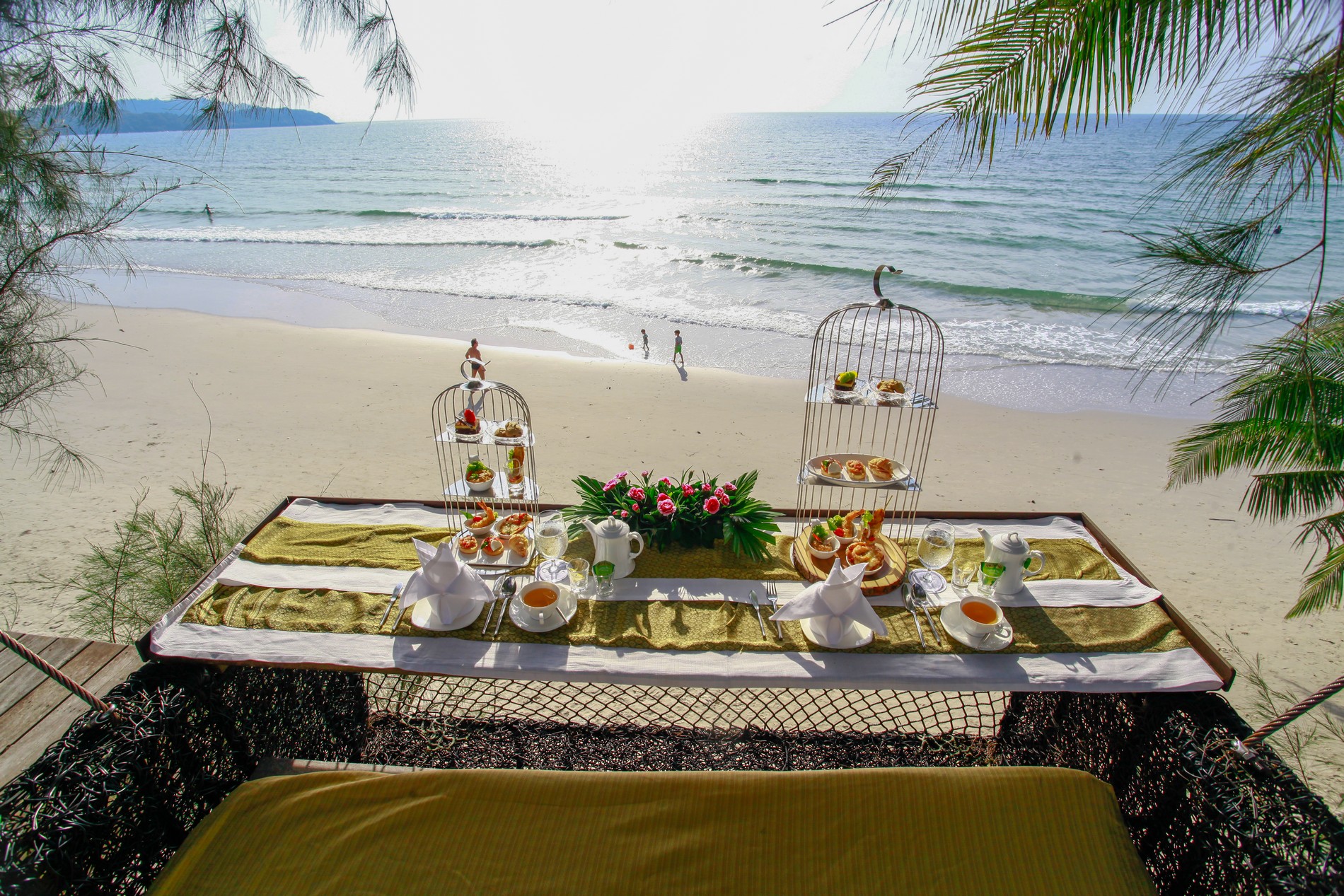 Romantic Beachfront Restaurant In Koh Kood Bird's Nest Dining Thailand
