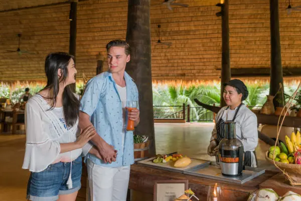 BEACHFRONT RESTAURANT 31 31