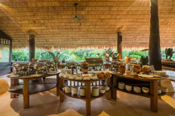 BEACHFRONT RESTAURANT 24 40