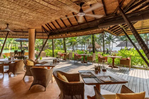 BEACHFRONT RESTAURANT 38 42