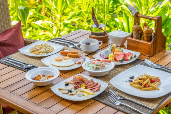 BEACHFRONT RESTAURANT 6 44
